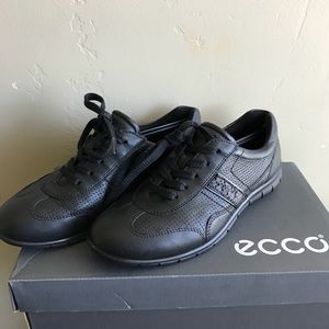 Ecco shoes